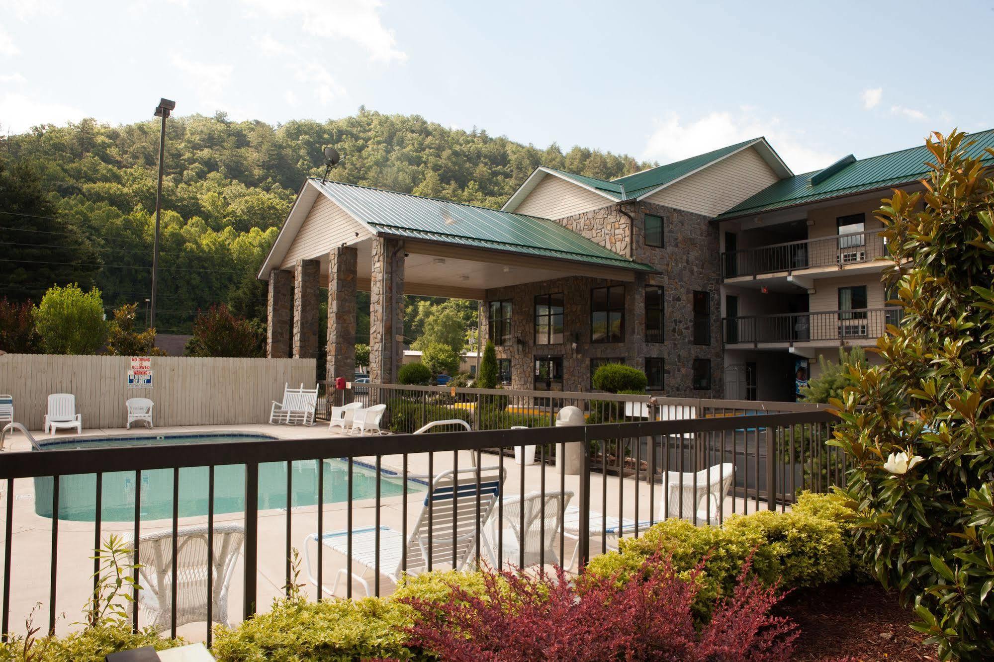Cherokee Lodge Exterior photo